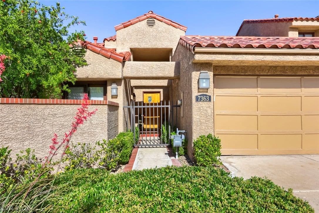 7363 Mission Hills Drive photo 3