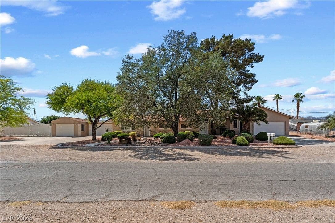 2635 El Camino Road photo 3