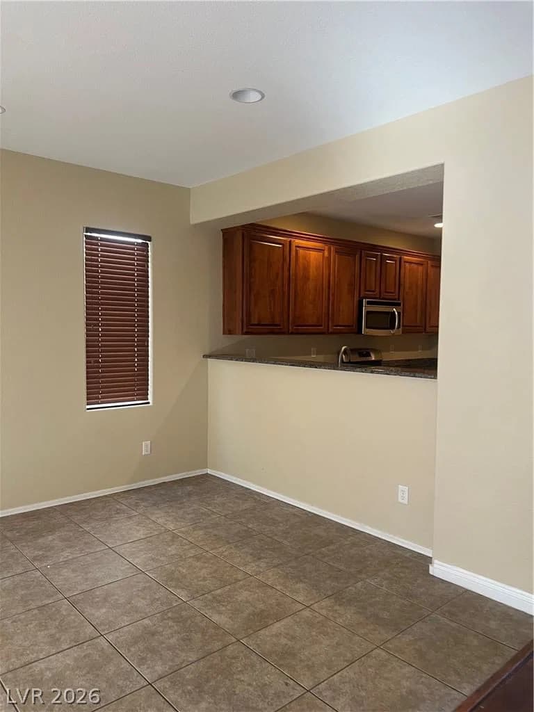 6721 Carlisle Grove Avenue photo 3