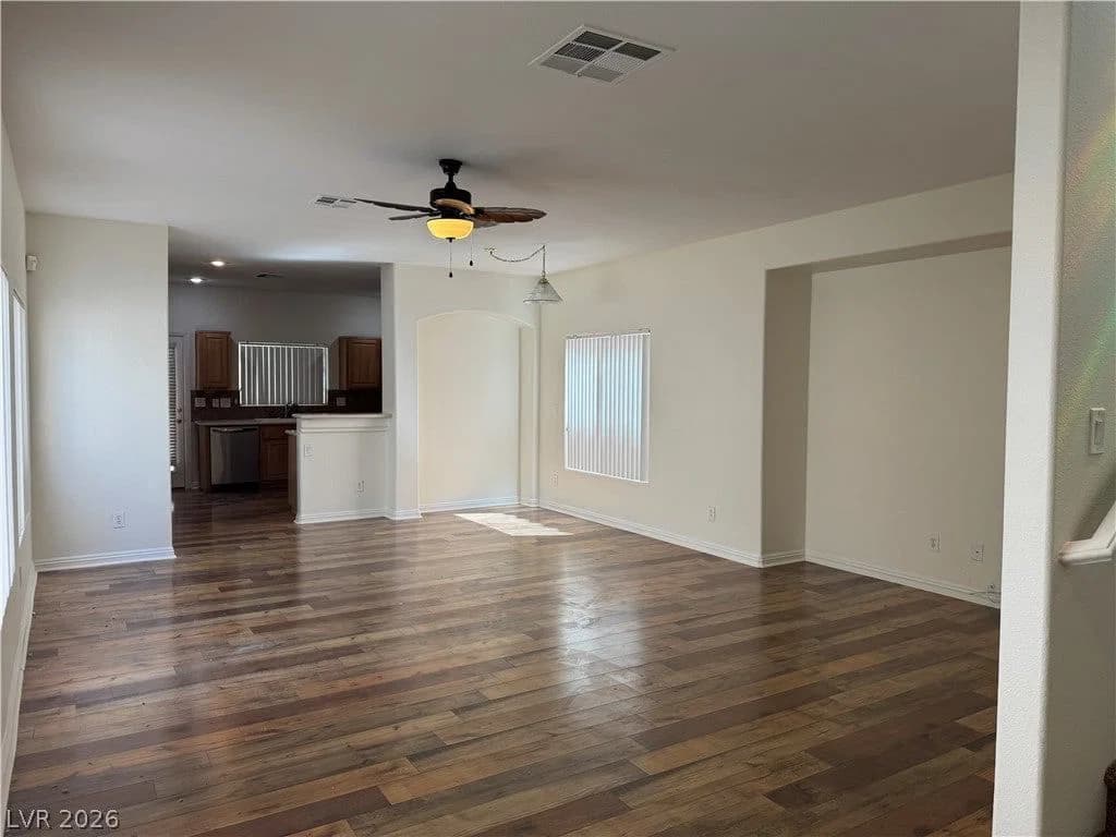 8930 Catfish Stream Avenue photo 4