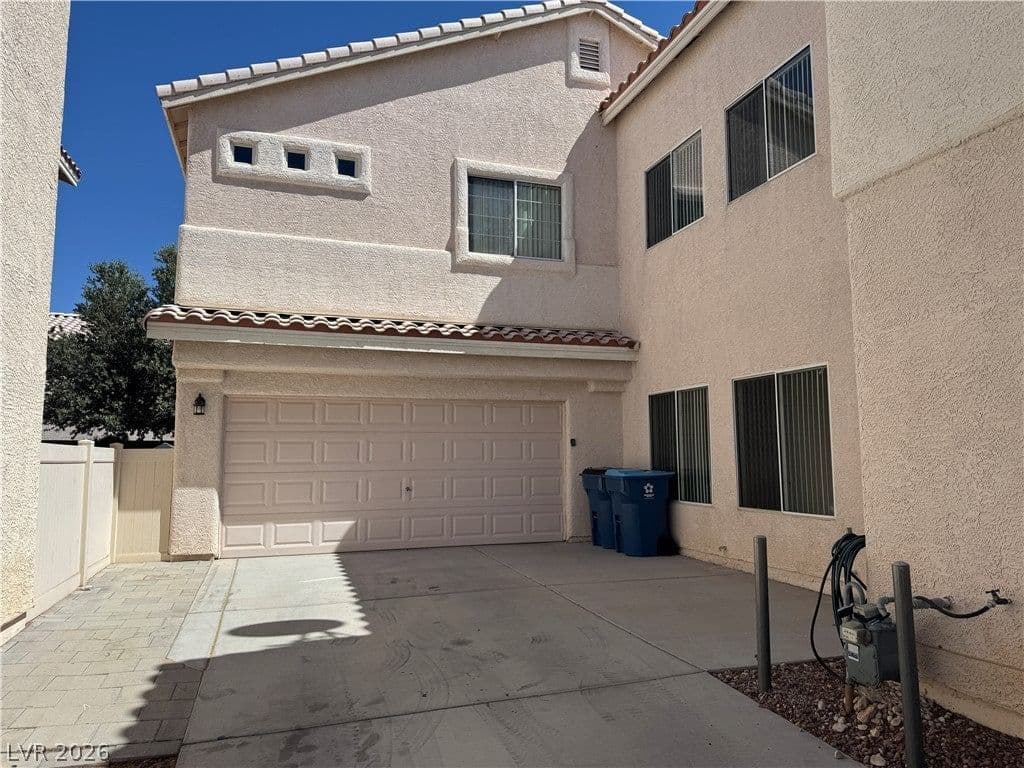 8930 Catfish Stream Avenue photo 2