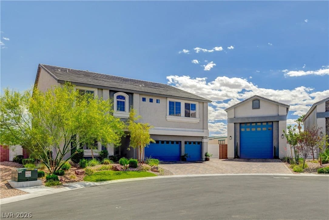 6775 Stella Rosa Court photo 2