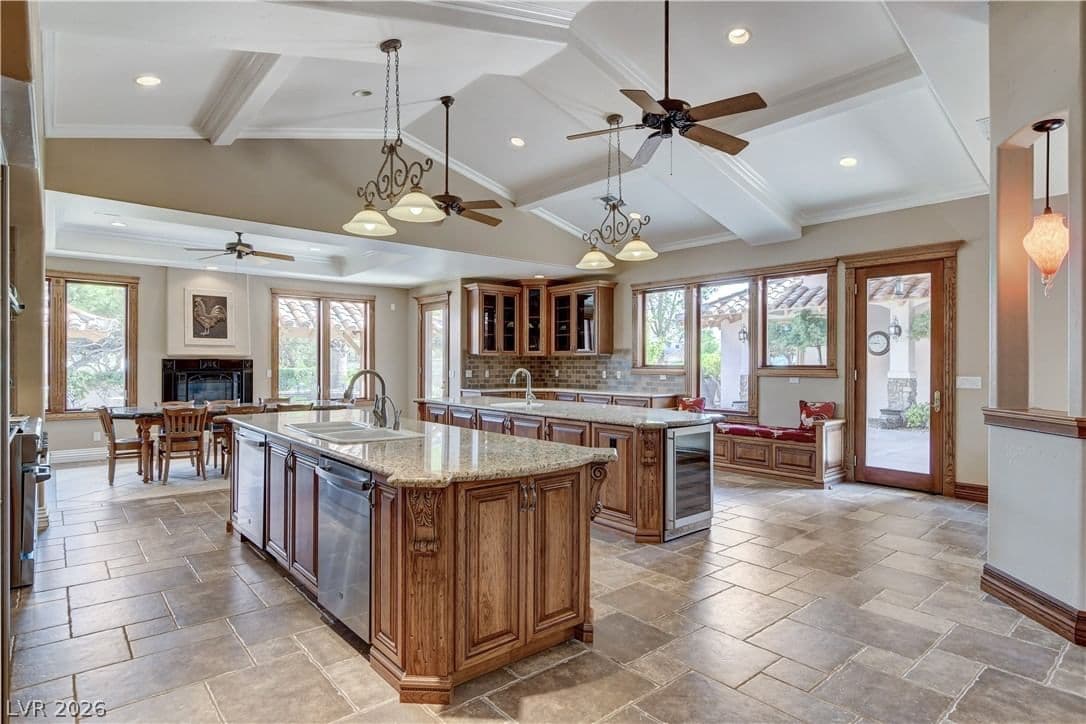 5520 Mount Diablo Drive photo 4
