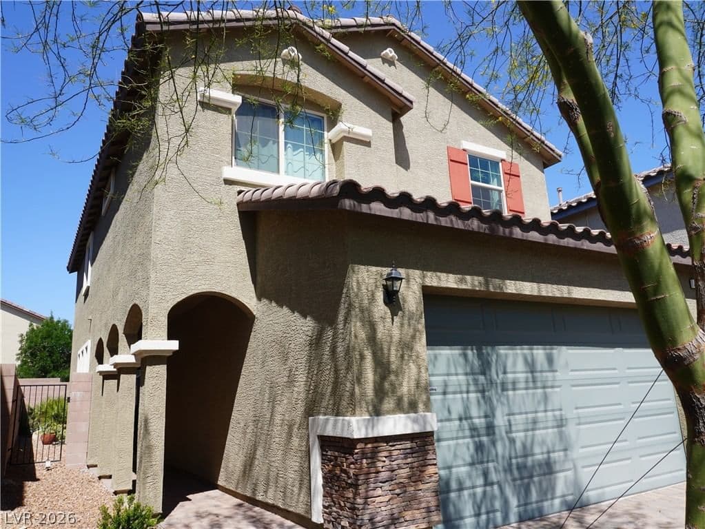 9253 Romance Diamond ST photo 2