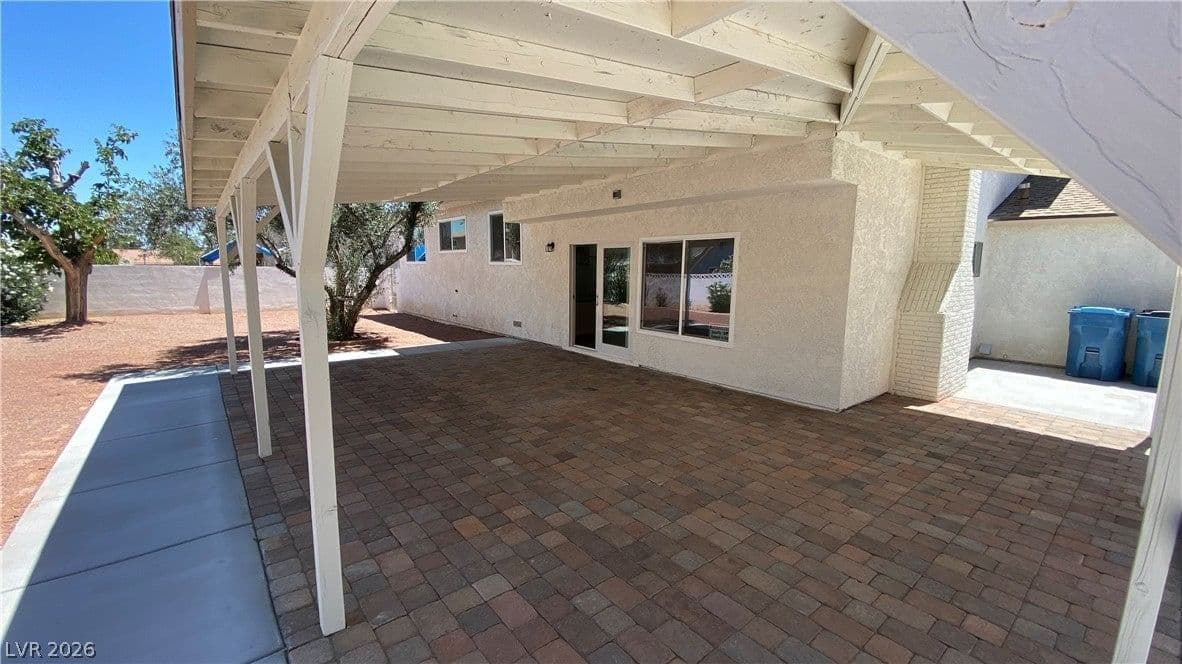 1974 Hacienda Avenue photo 2