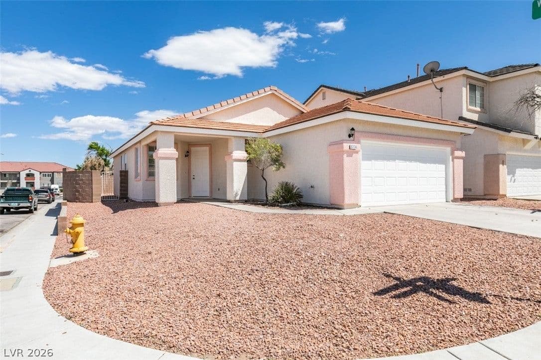 5774 Native Dancer Court photo 2