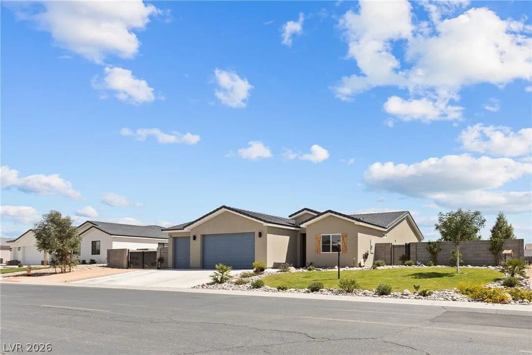 1583 Mazuma Court photo 4