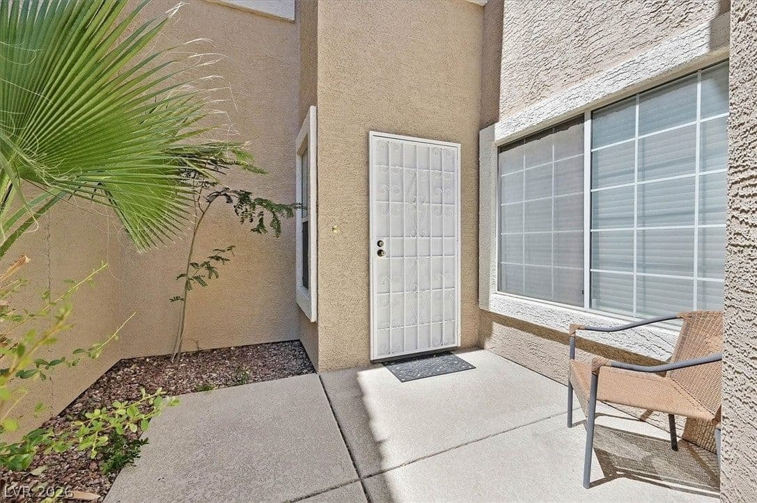 427 Blush Creek Place photo 2