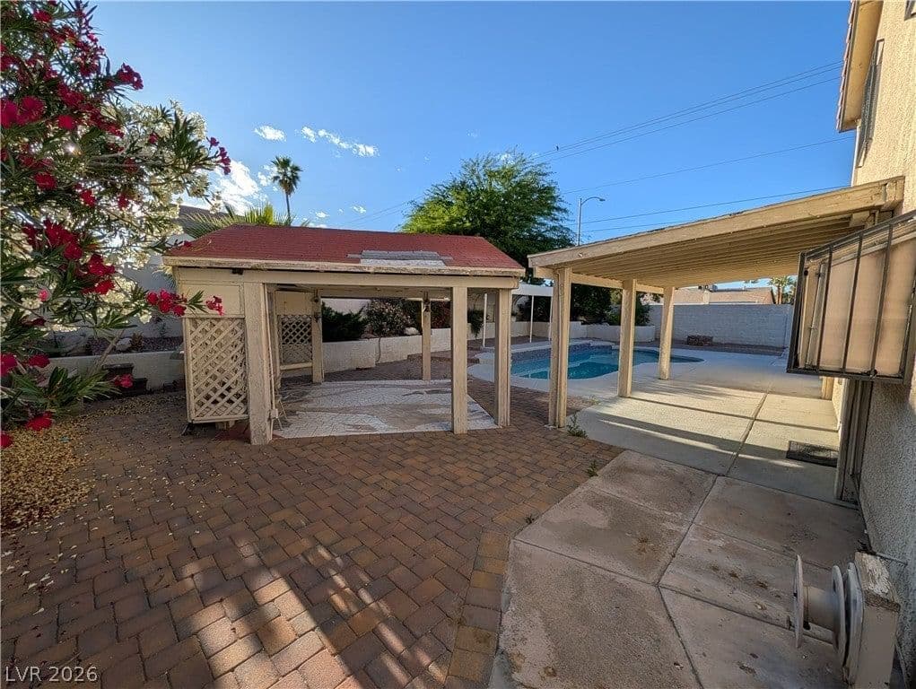 5311 Annie Oakley Drive photo 5