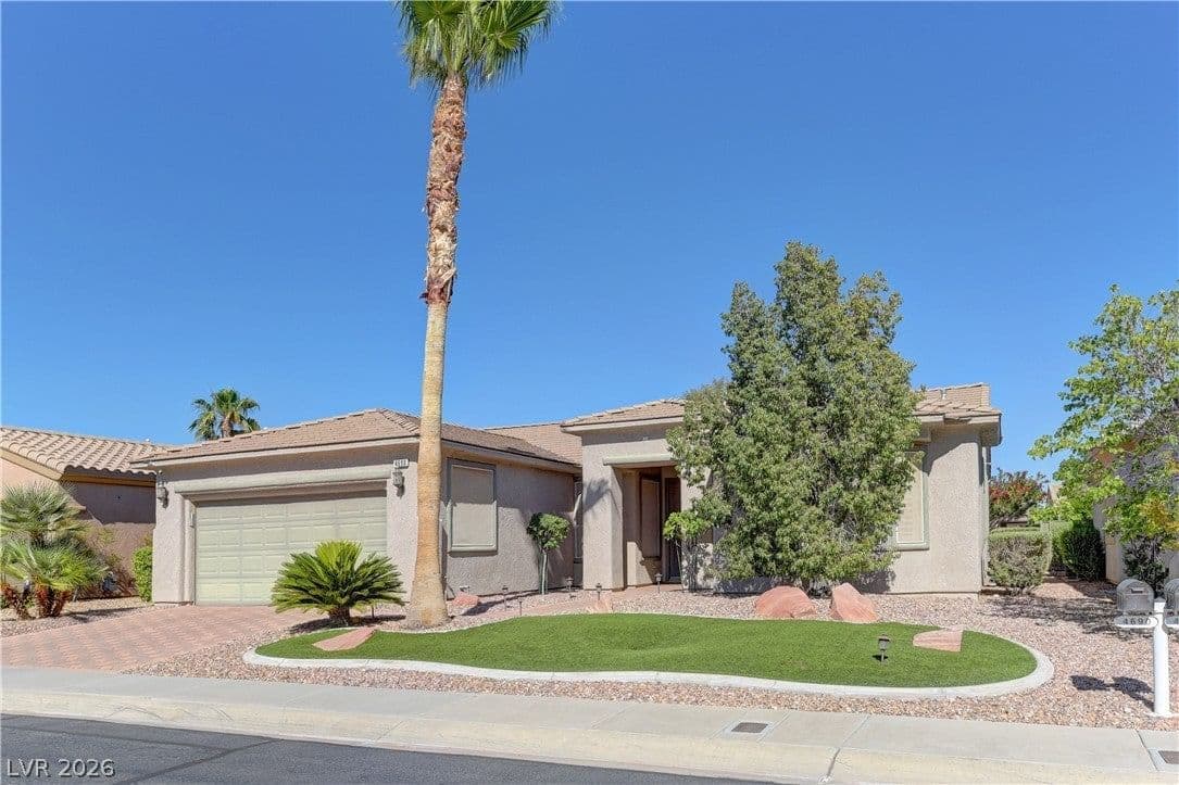 4690 Denaro Drive photo 2