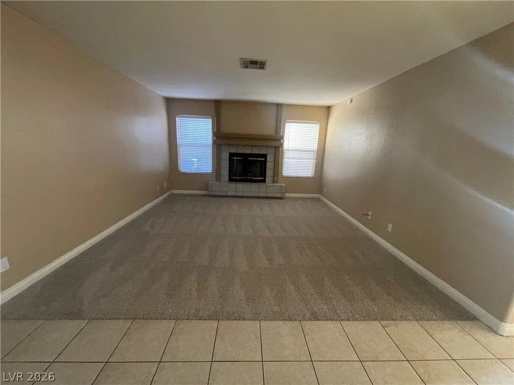 1420 Desert Hills Drive photo 4