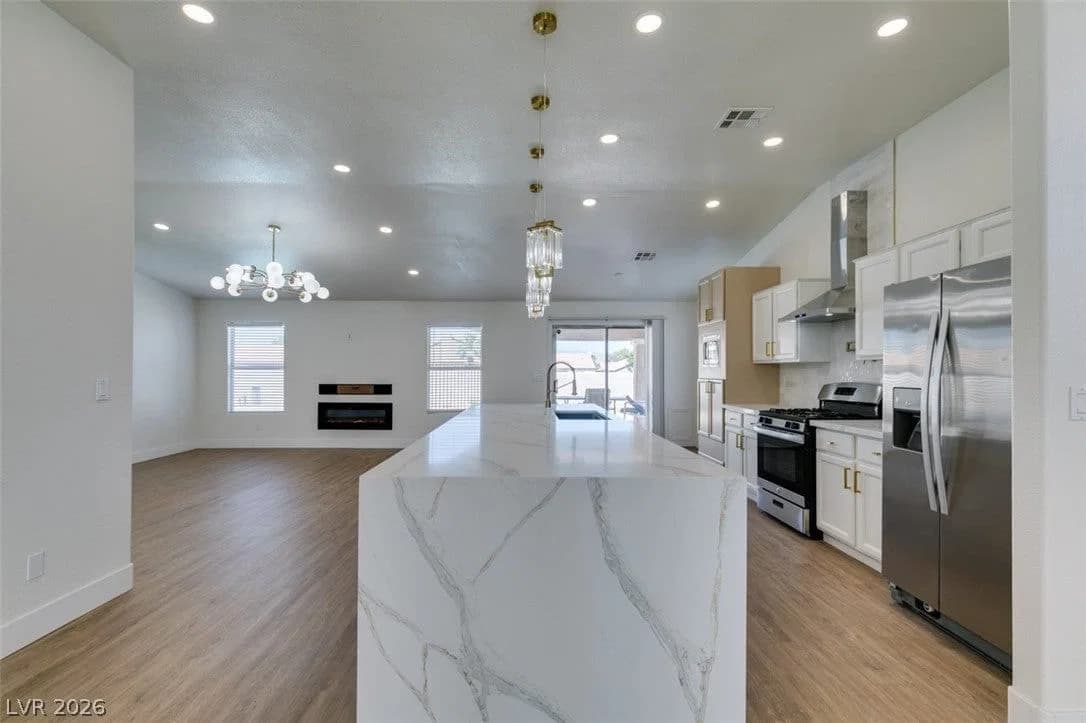 7824 Villa Finestra Drive photo 2