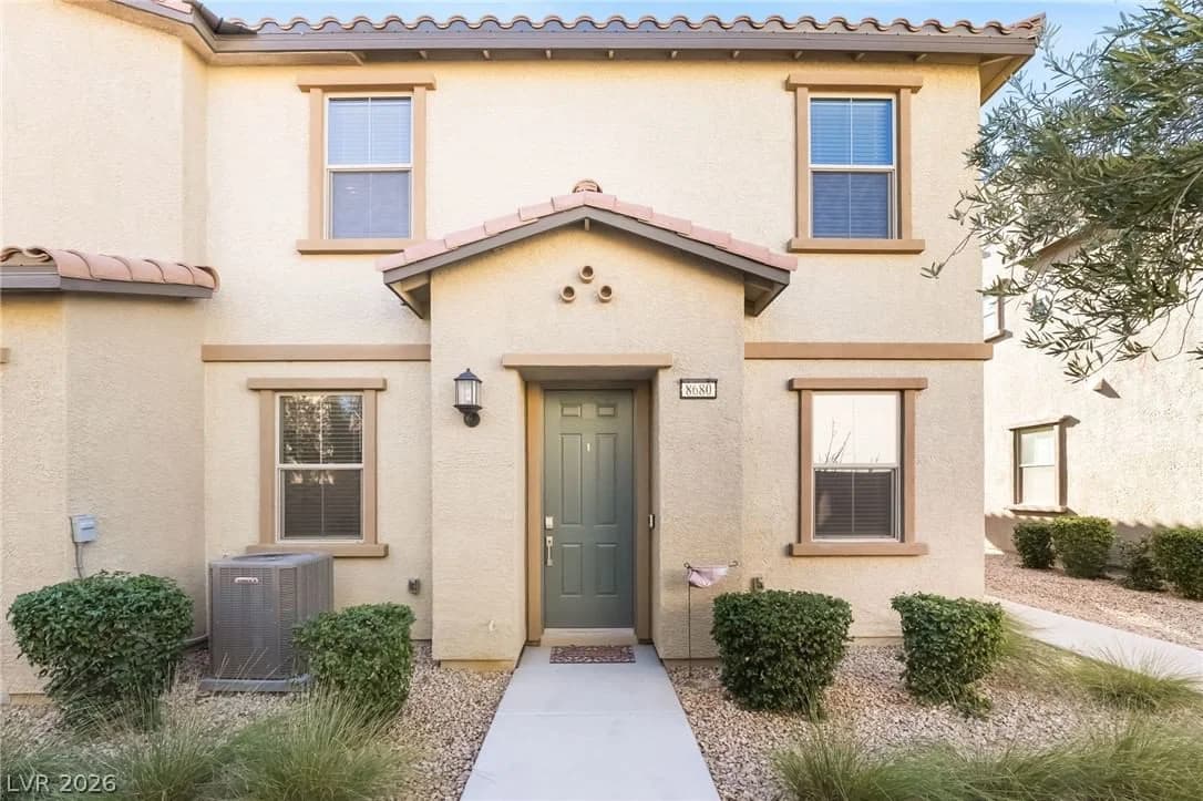 8680 Giant Causeway Avenue