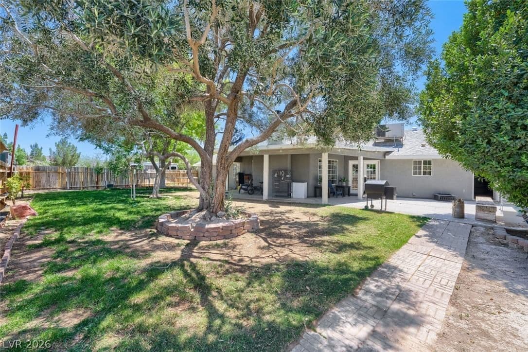 6320 Horse Drive photo 3