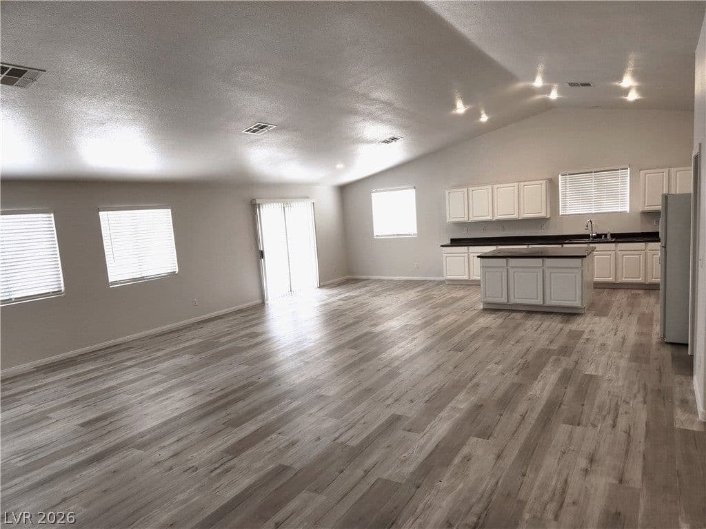 517 Pearberry Avenue photo 4