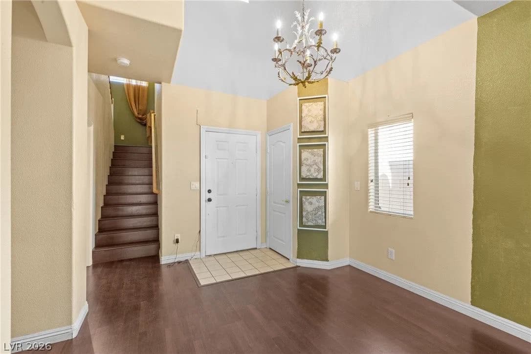 8934 Deep Ridge Court photo 5