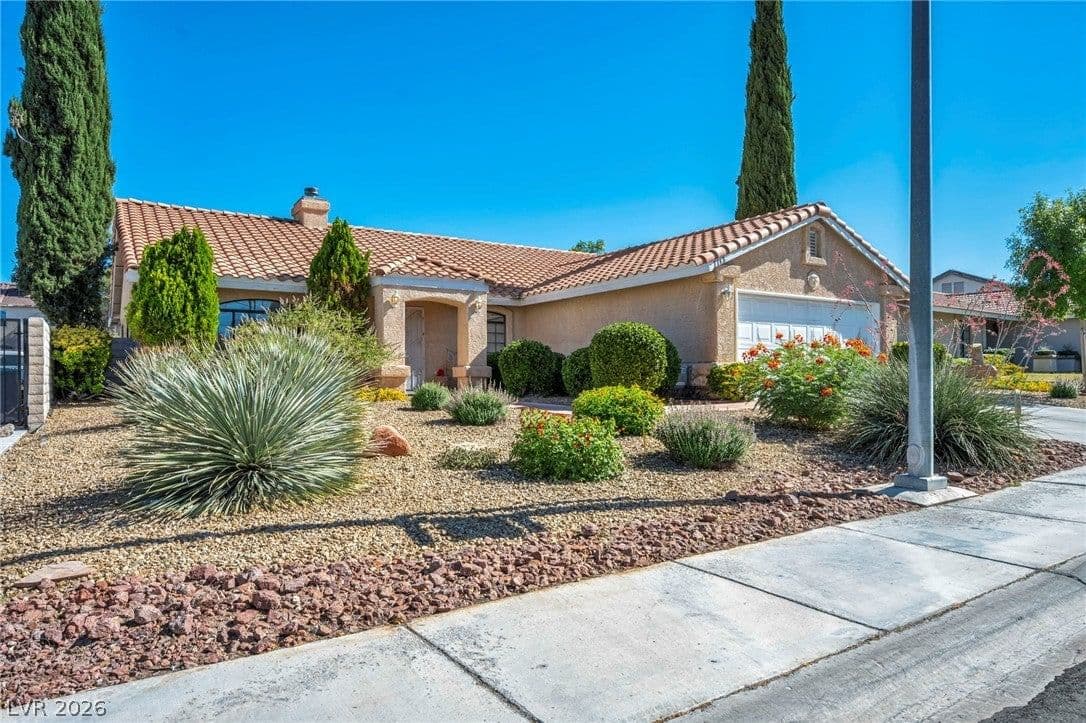 7713 Leavorite Drive photo 3