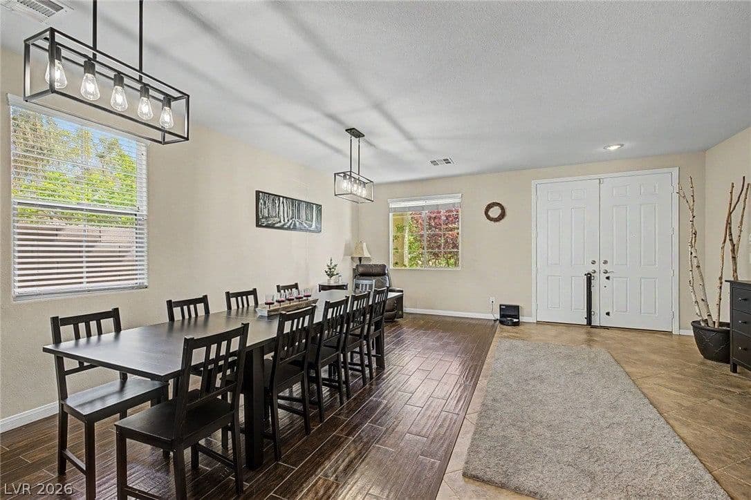 1147 Highbury Grove Street photo 4