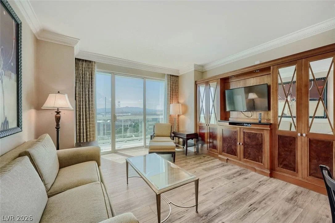 125 Harmon Avenue photo 3