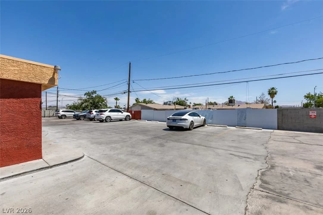 1329 Eastern Avenue photo 3