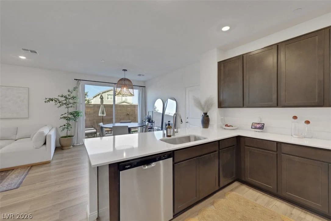 3651 Almada Lane photo 4