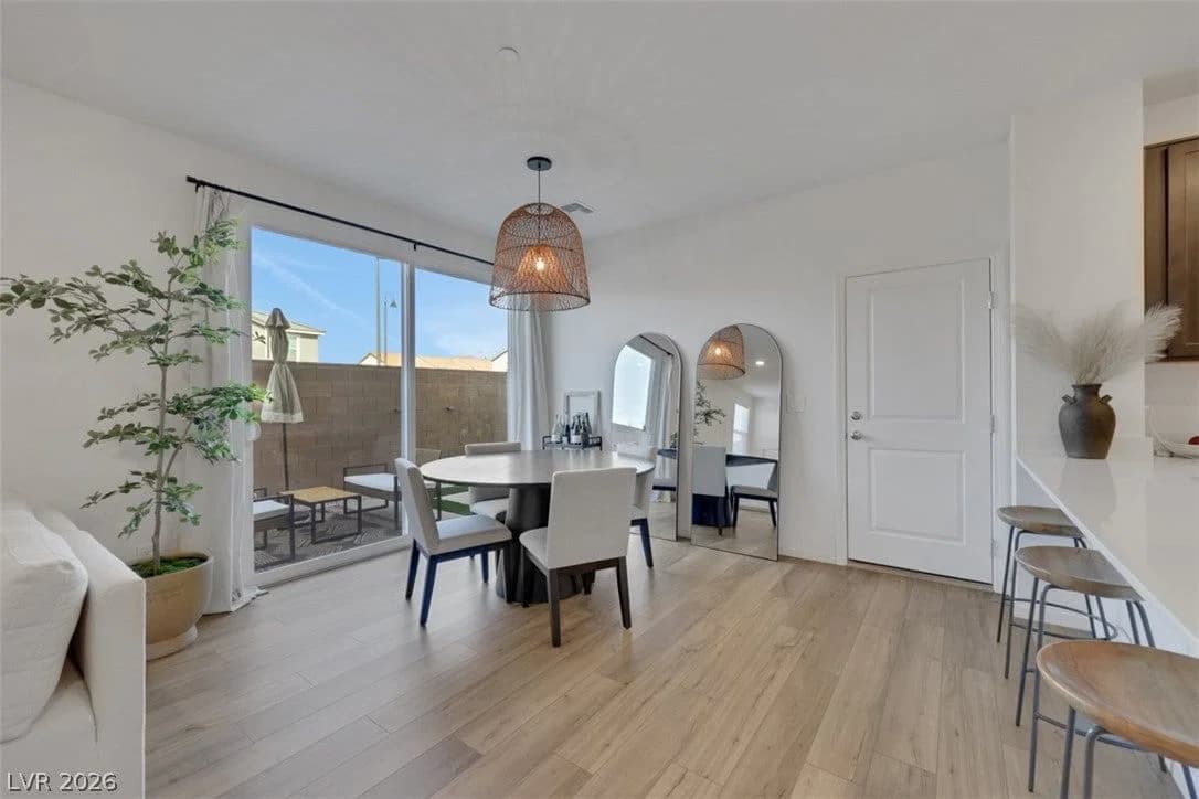 3651 Almada Lane photo 5