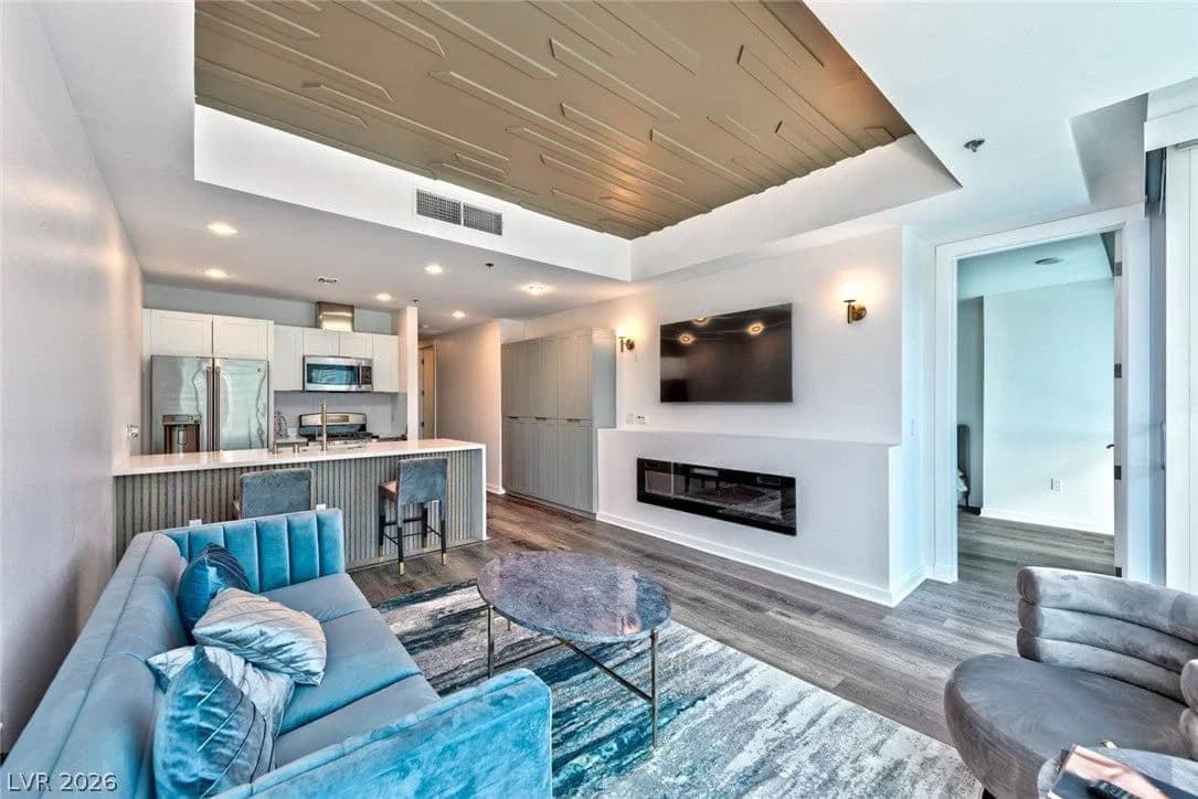 4575 Dean Martin Drive photo 3