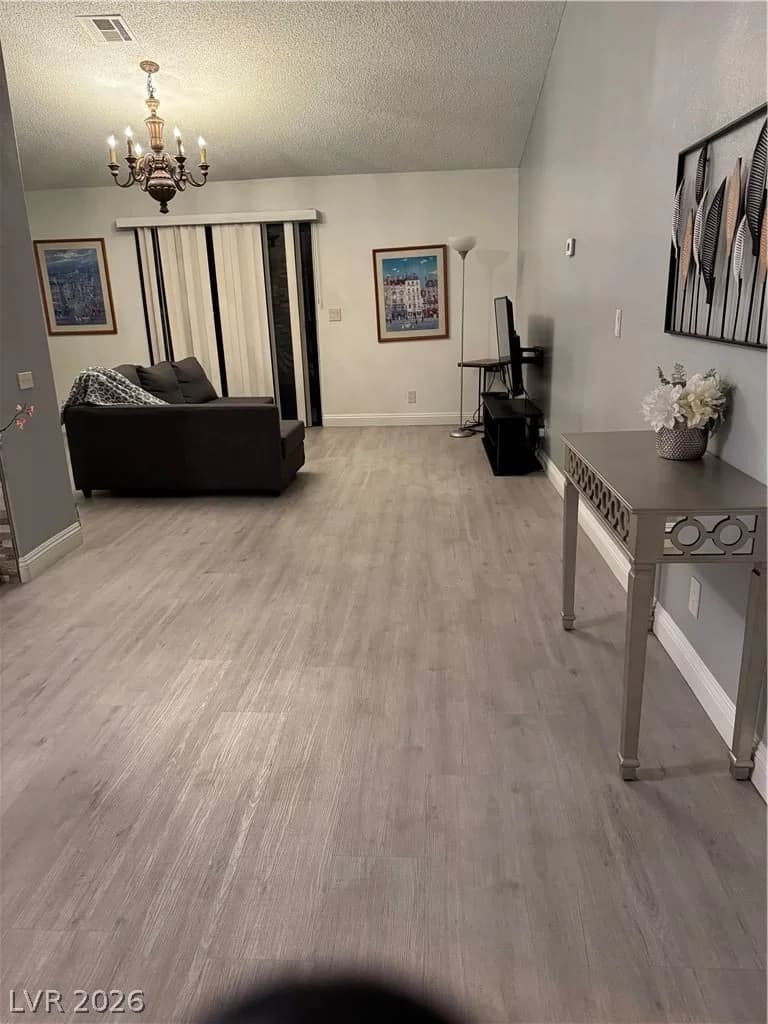 5105 Desert Inn Road photo 5