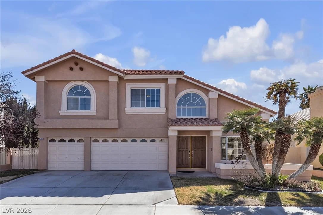 7425 Enchanted Hills Court photo 2