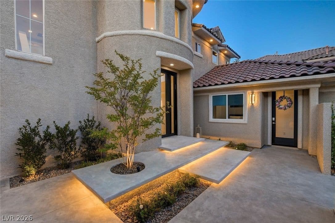 10736 Penhurst Way photo 5
