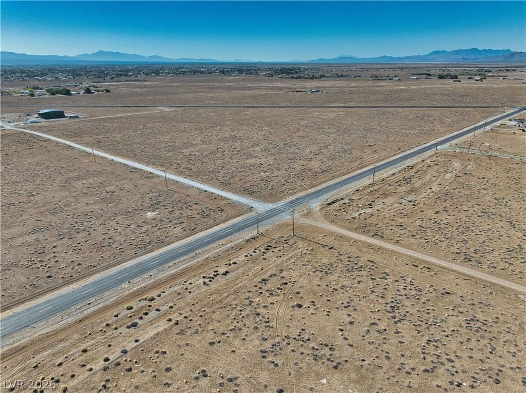 2800 Nevada Highway 372 photo 2