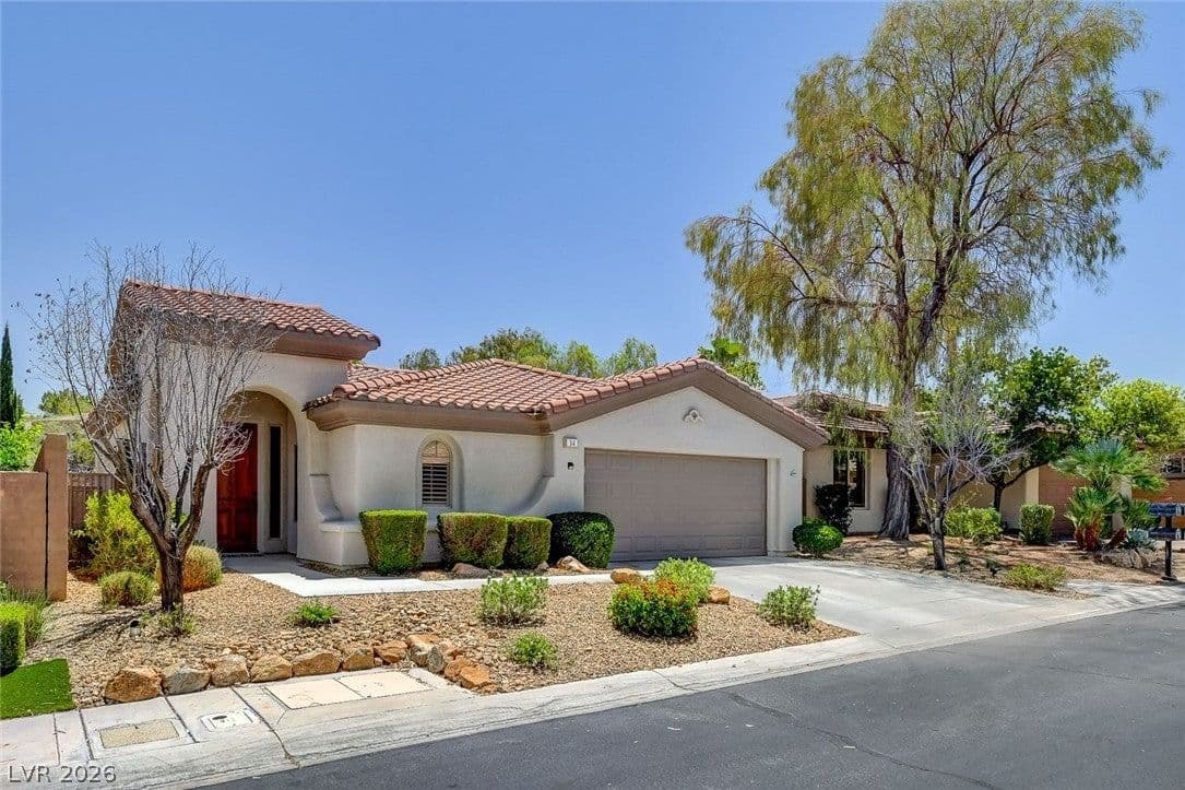 14 Emerald Dunes Circle photo 2