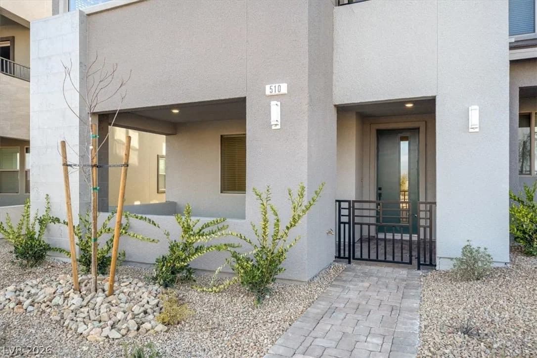 510 Mahogany Ridge Street photo 3