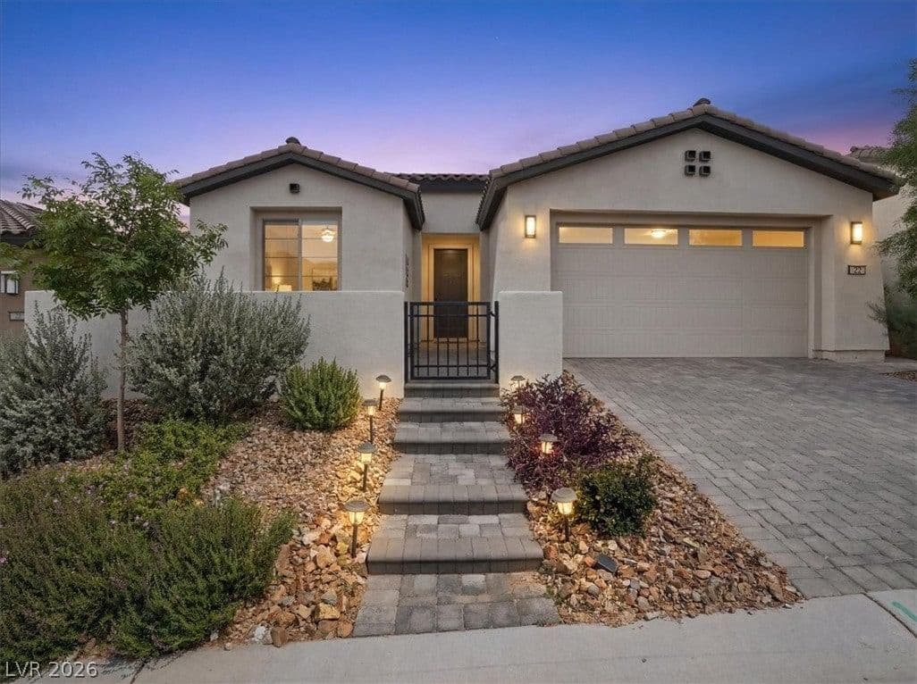 22 Sun Lily Lane photo 2