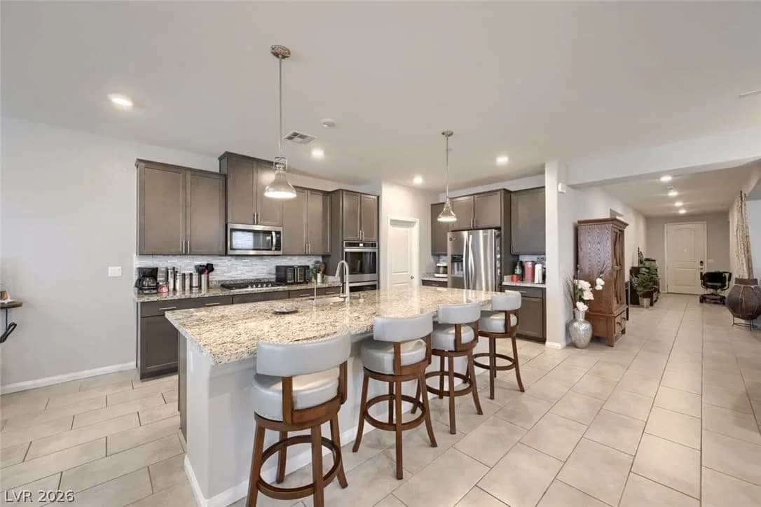 6330 Montrose Park Court photo 5