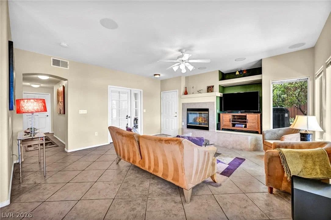 10730 Amber Ridge Drive photo 4
