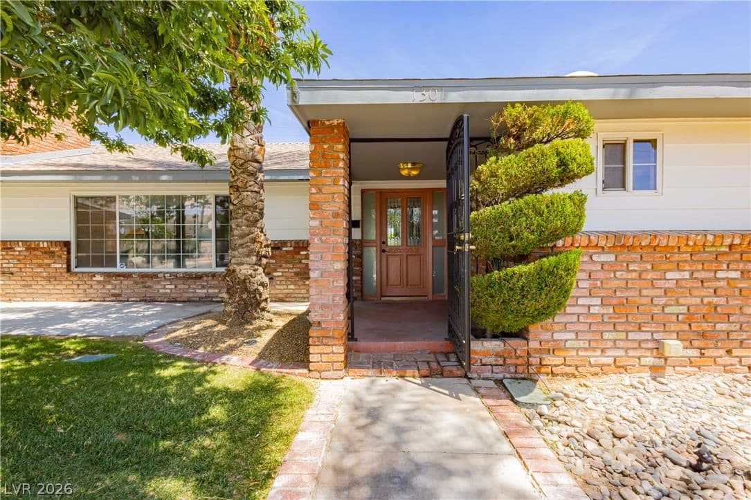 1301 Canosa Avenue photo 4