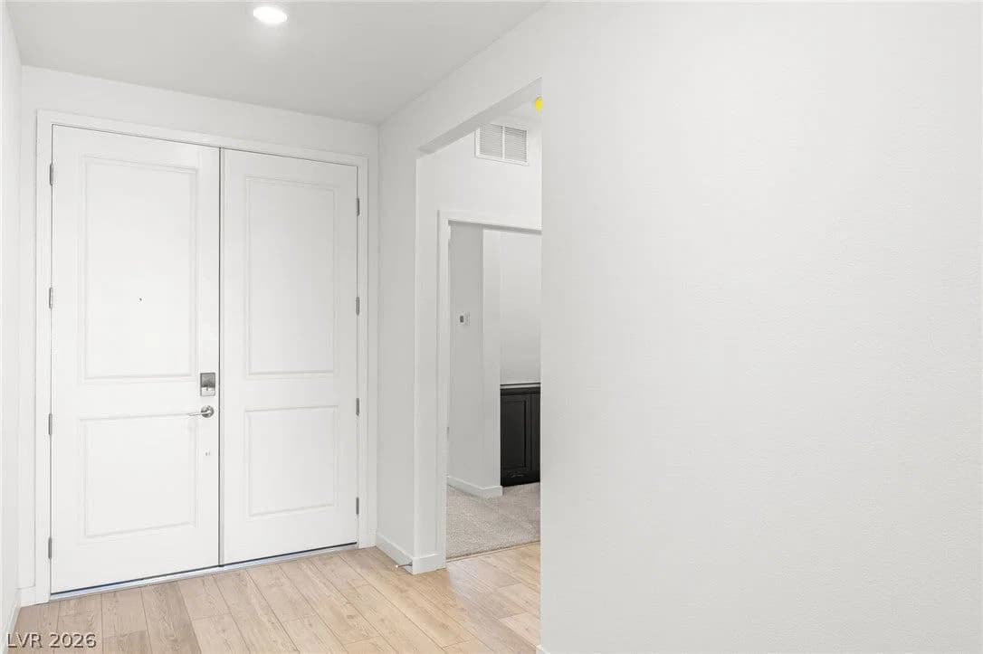 1506 Capri Cascades Court photo 3