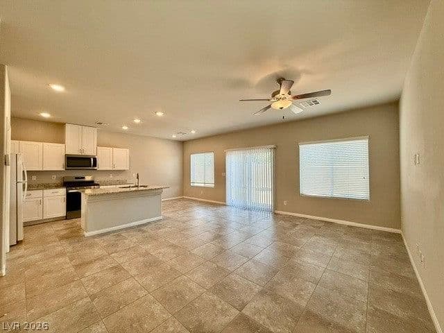 7606 Red Plumeria Avenue photo 2