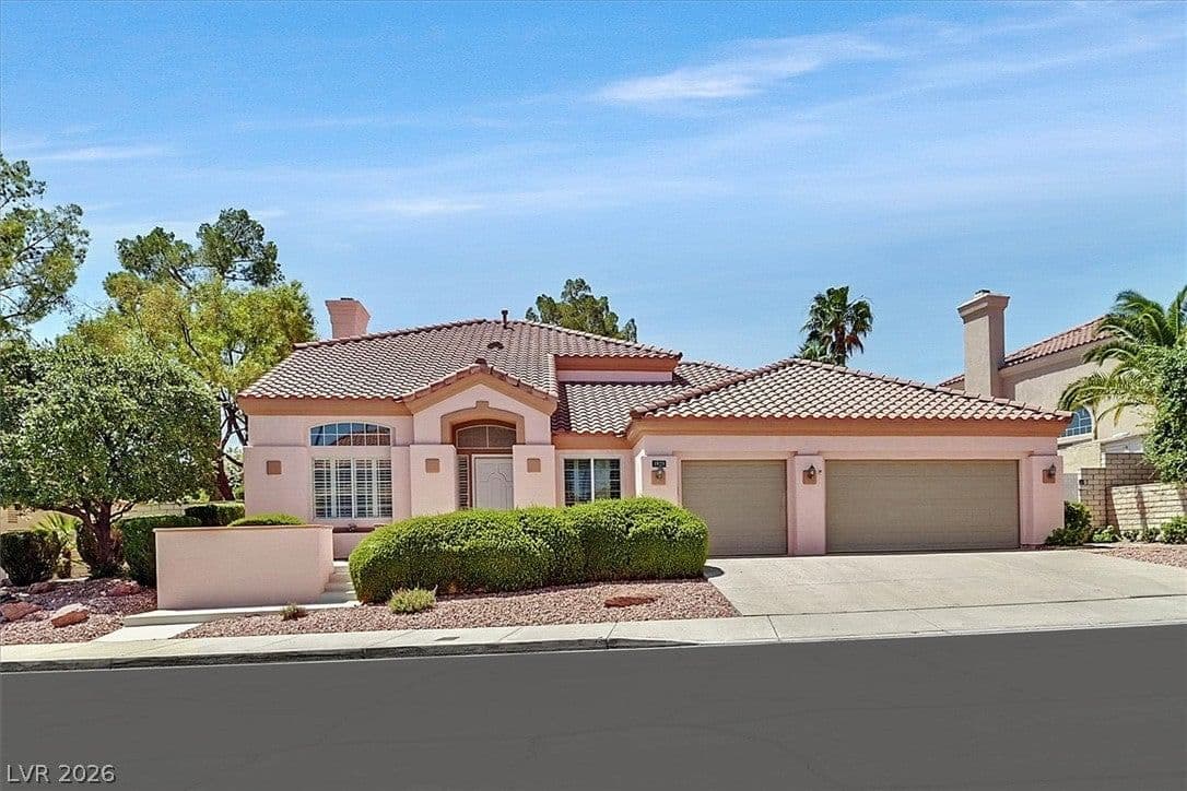 1925 Spyglass Drive