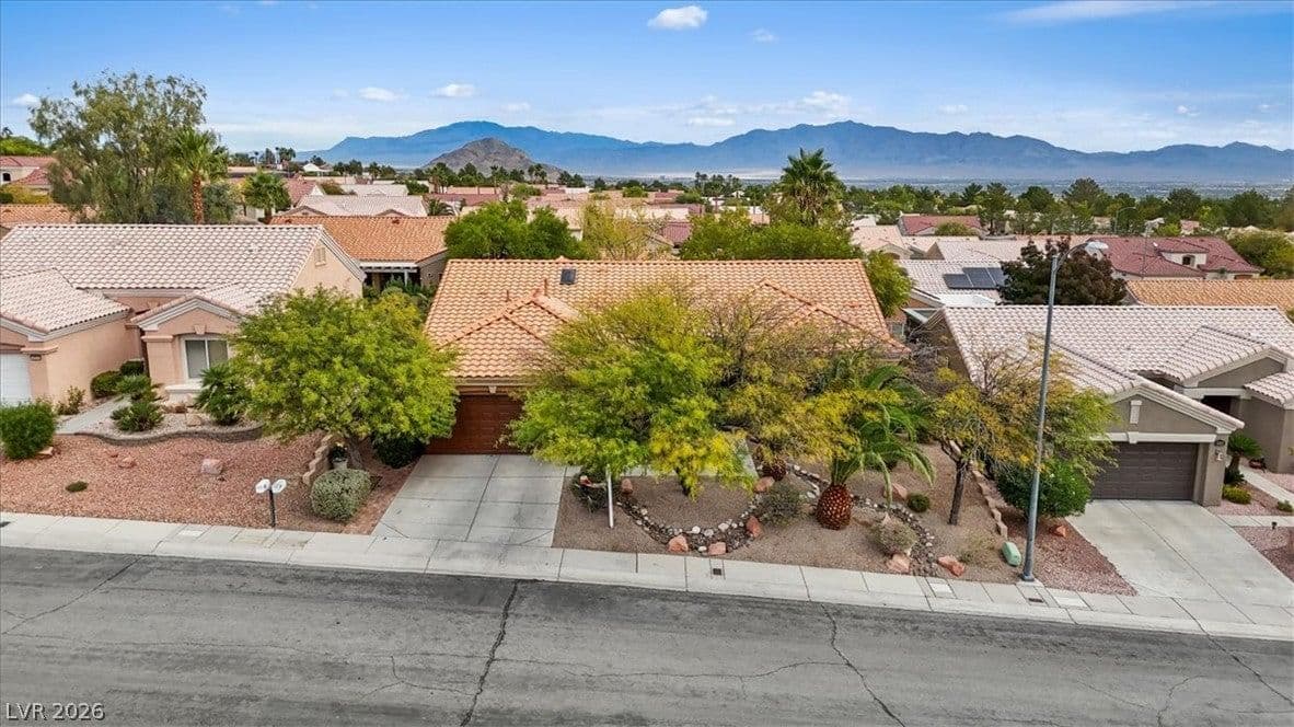 10312 Bent Brook Place photo 4