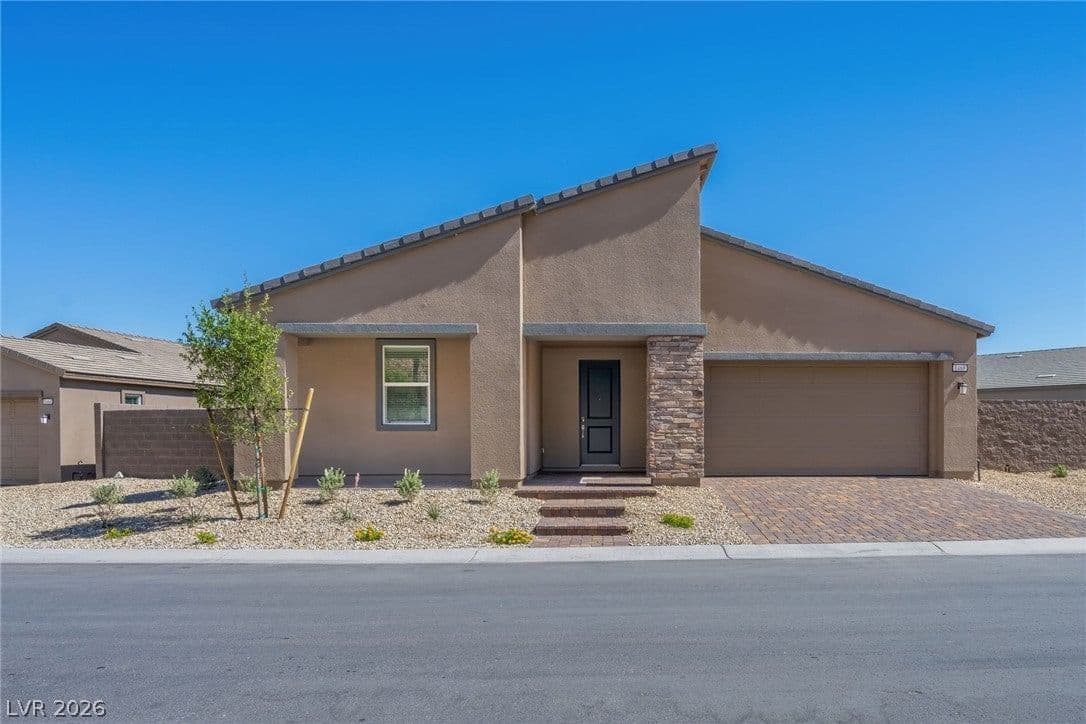 1468 Bianca Falls Drive