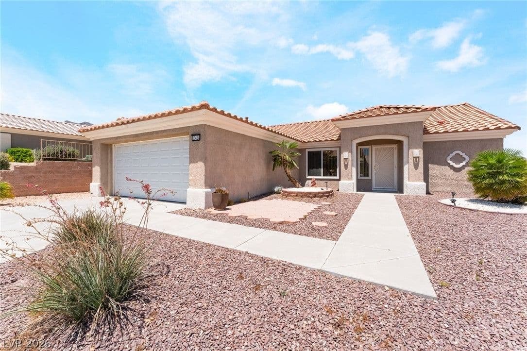 10424 Marymont Place photo 3
