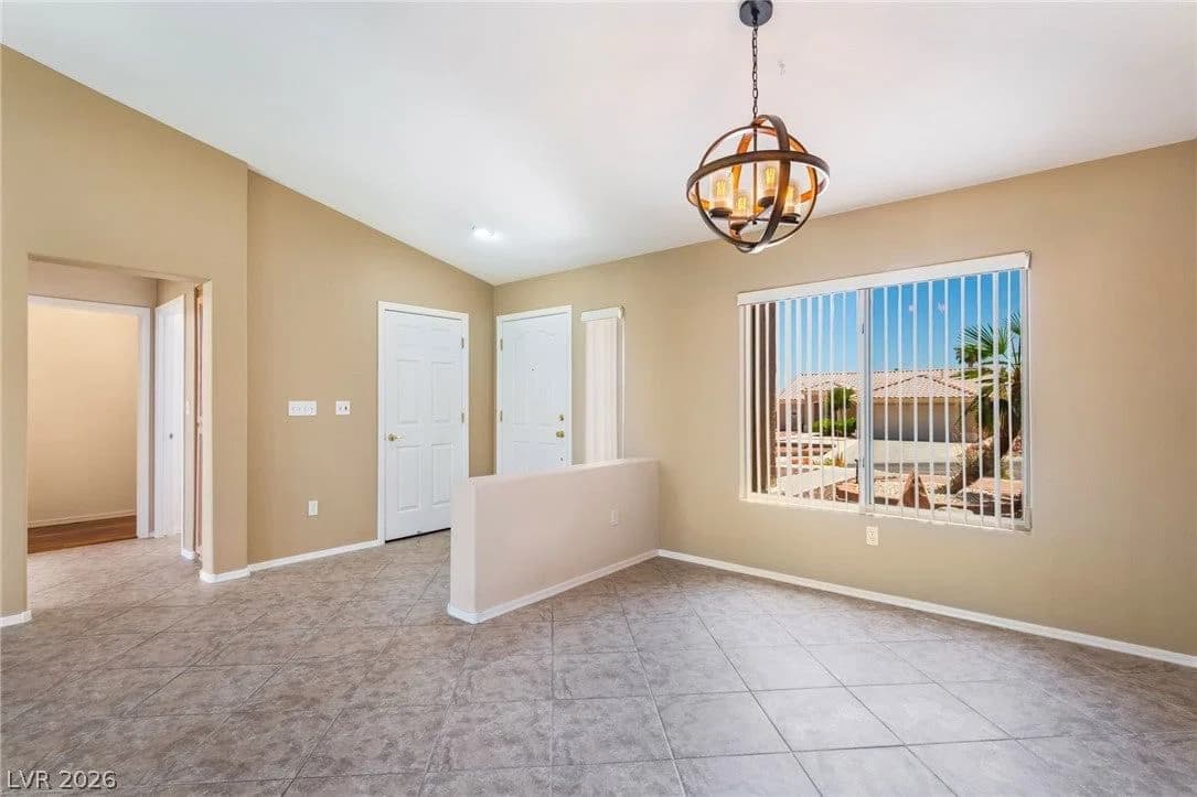 10424 Marymont Place photo 5