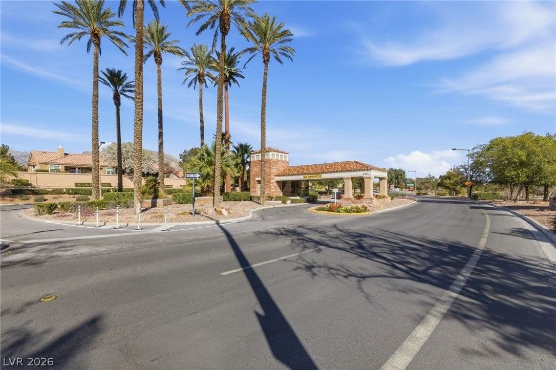 9837 Villa Ridge Drive photo 4
