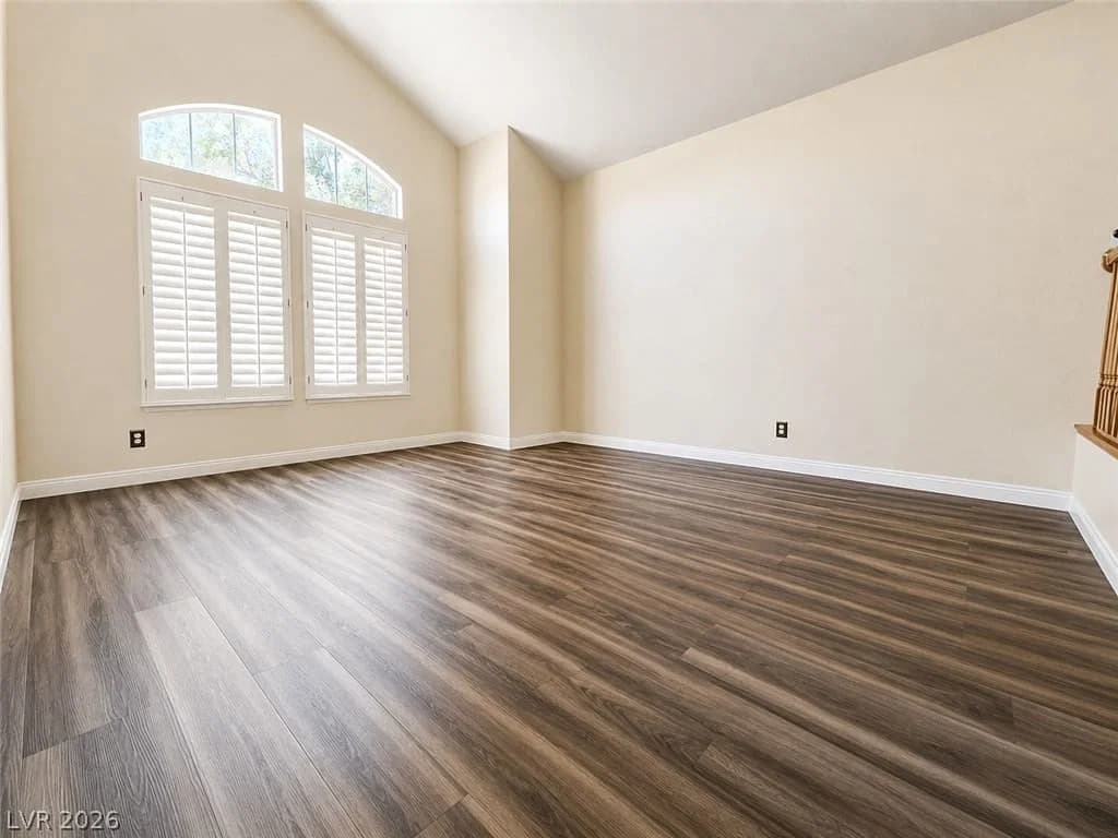 940 Cedarcliff Avenue photo 3
