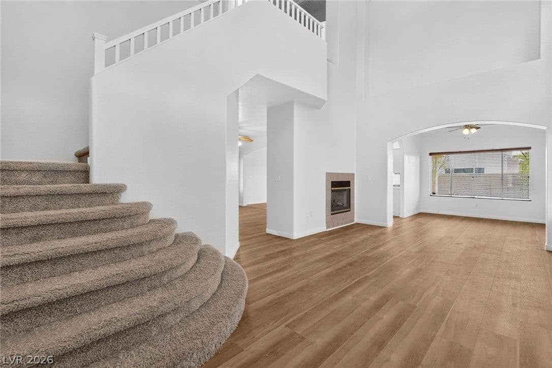 8521 Gold Flash Avenue photo 3