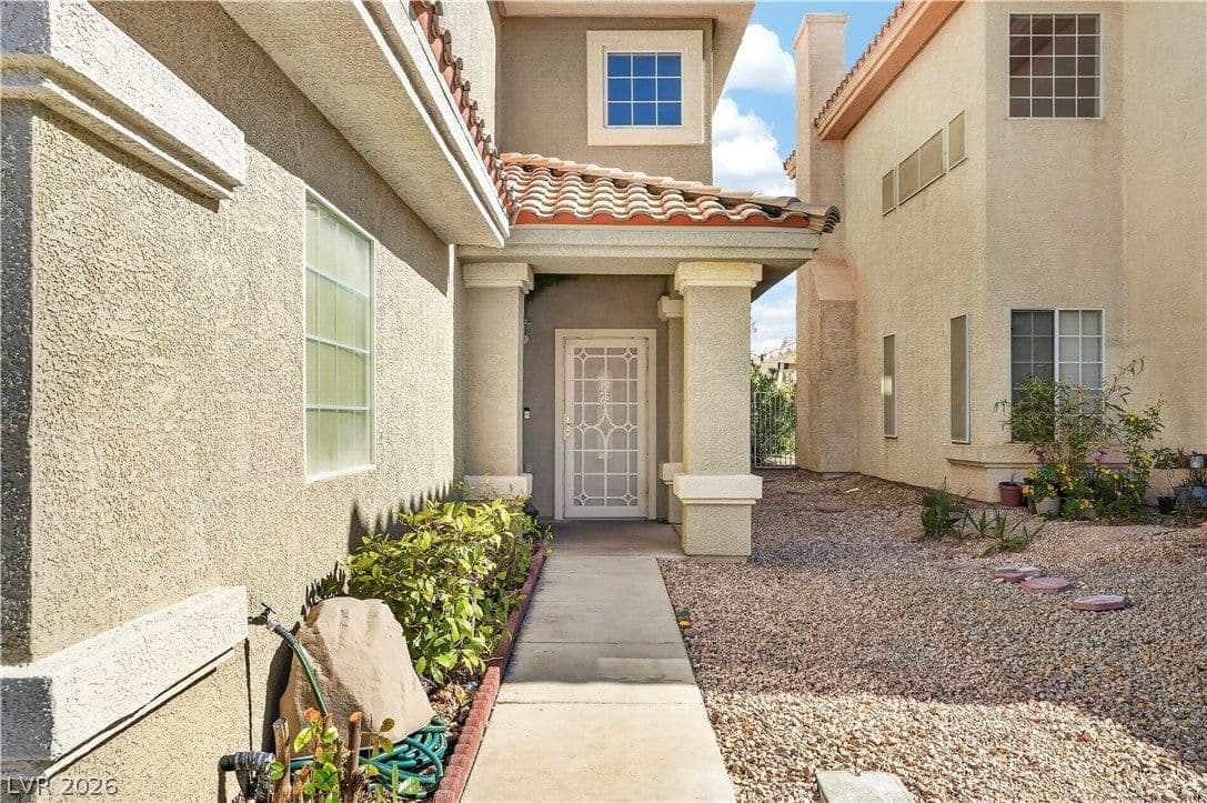 8521 Gold Flash Avenue photo 2