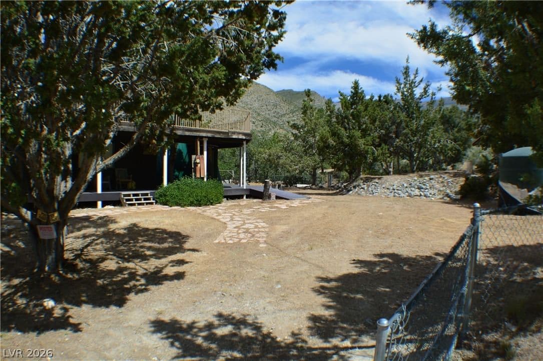 1321 Trout Canyon photo 2