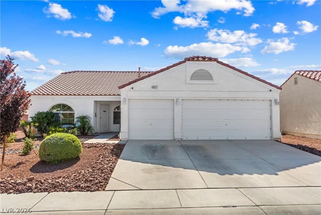 4627 Gleaming Meadows Street photo 2